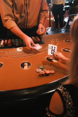Sf table games5 1365x2048
